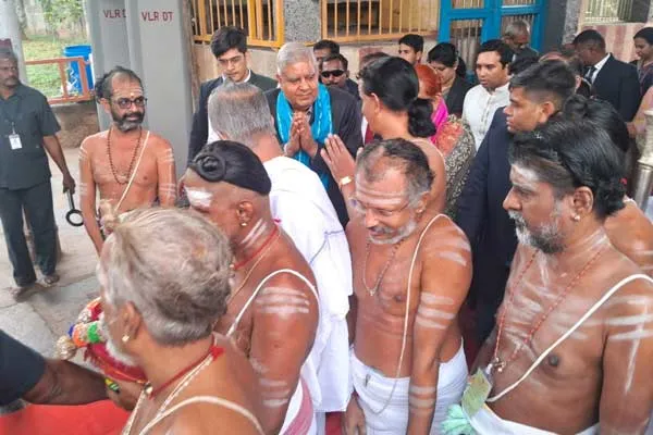 Vice President Jagdeep Tankar Sami Darshan at Chidambaram Nataraja Temple 