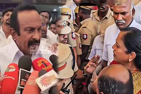 CISF soldier who hugged Minister Muthusamy at the airport 