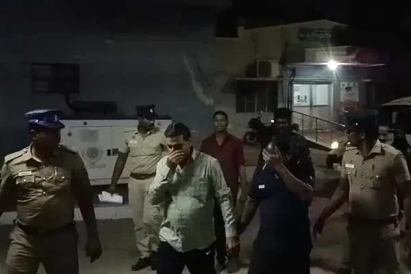 Four arrested for stealing from vehicles on Chennai-Bangalore National Highway