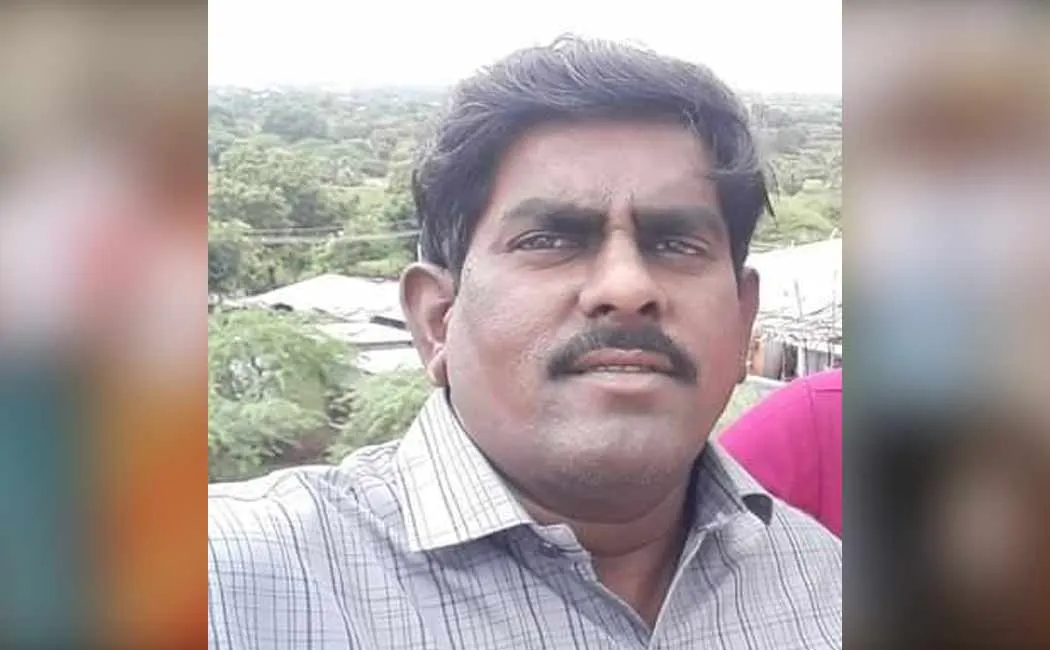 person who cheated more than Rs.2 crores by conducting auctions