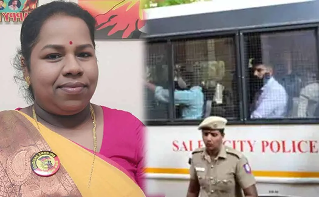  DMK Women's Wing praises Nakkheeran investigation for Pollachi case 
