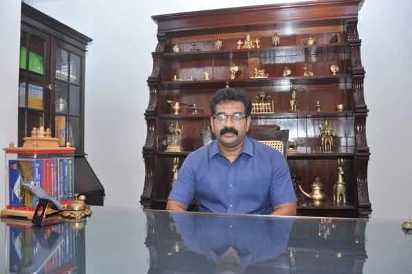 temple can be reclaimed by people themselves  says Karthik Arasan