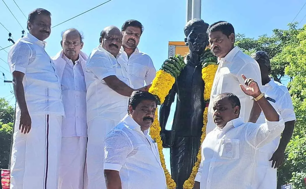 higher education Minister garlanded the statue of language war martyrs Rajendran!