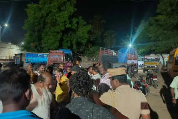 Clash between BJP members at Government Hospital in Vaniyambadi