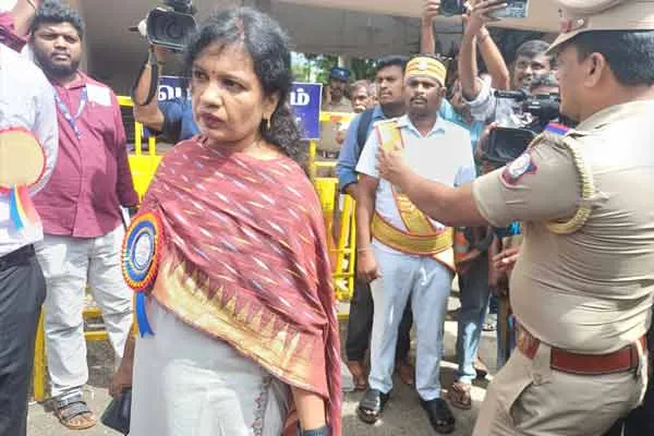 Voting in Theni is sluggish