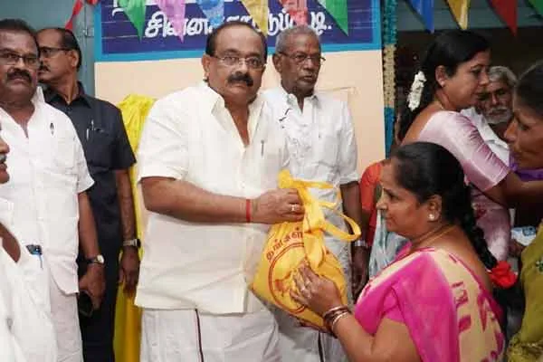  5 lakh female students are benefiting from the Innovative Women Project  