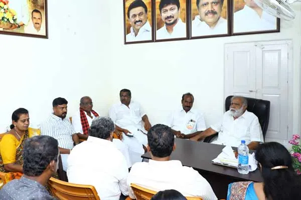 Minister I. Periyasamy consultation with Theni district party officials
