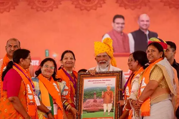 Opposition parties condemned PM Modi's speech on Muslims