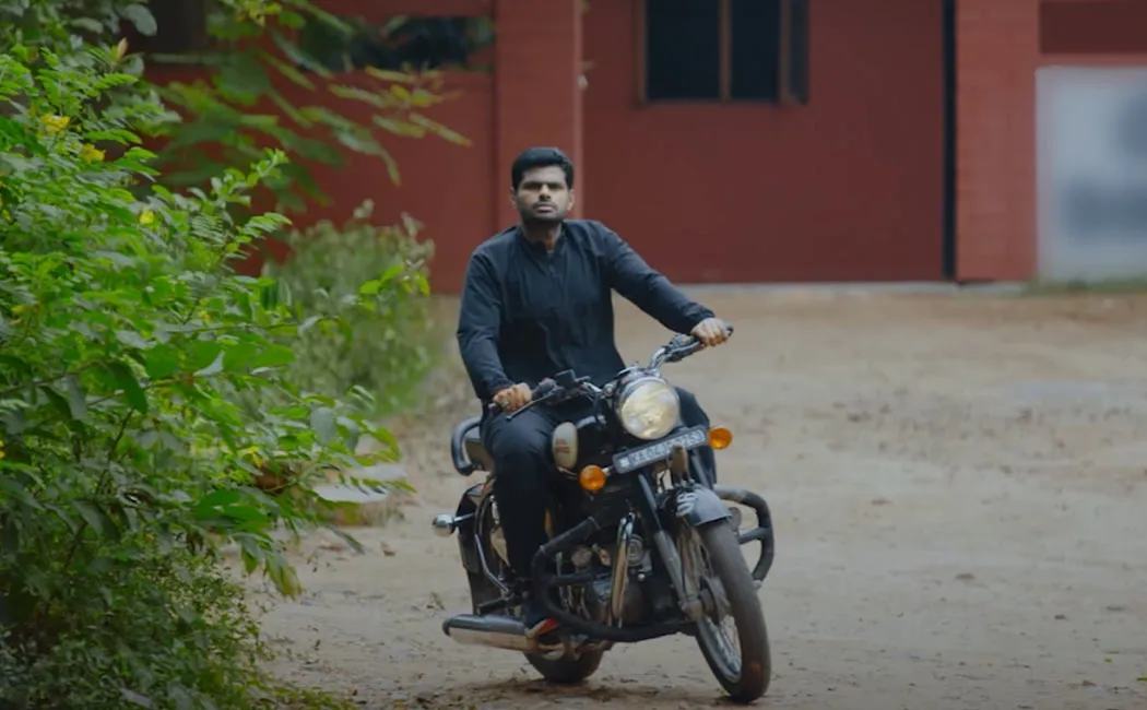  Annamalai, which teaches swimming; Teaser release of 'Arabbie' movie