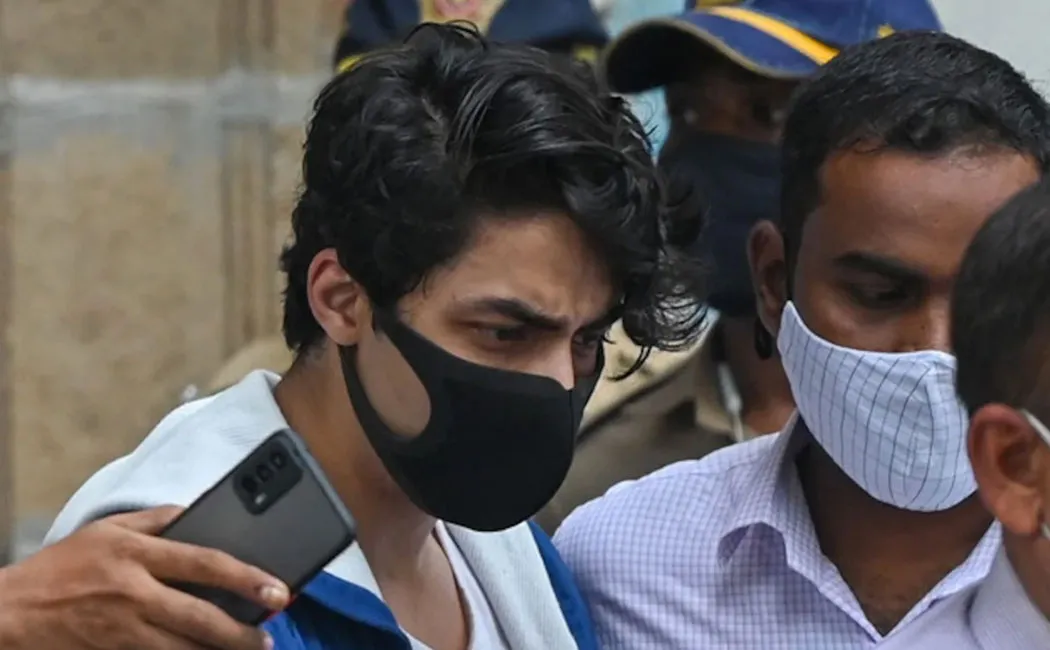 Drug case; The name of Aryan Khan who went missing in the 6000 page chargesheet