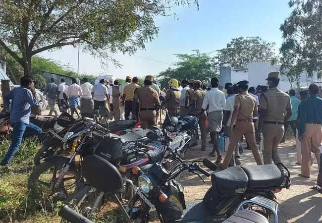 CRACKERS PLANT INCIDENT TAMILNADU CM ANNOUNCED RELIEF FUND 