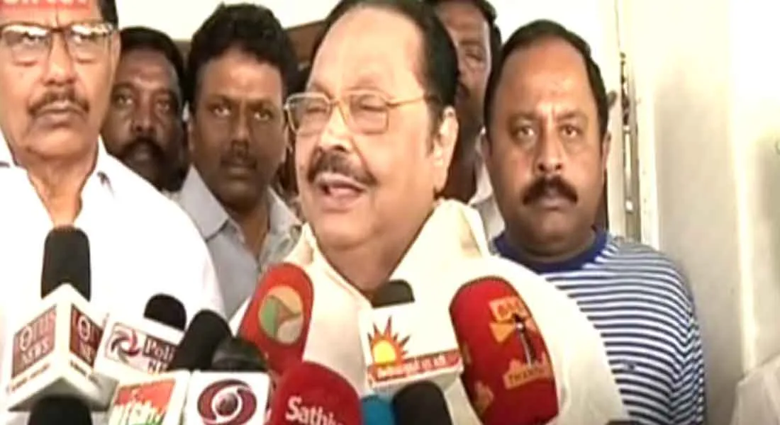  10 lakhs seized by the Income Tax Department at Duraimurugan's house