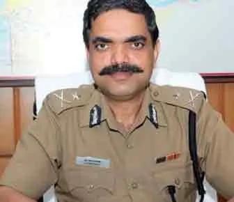 murugan in police Custody? 0r police in murugan  Custody?