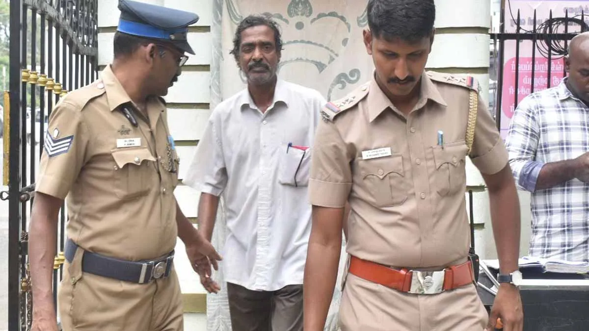 'Wife, mother-in-law cruelty' - There was a stir due to the person who tried to set fire to the collector's office