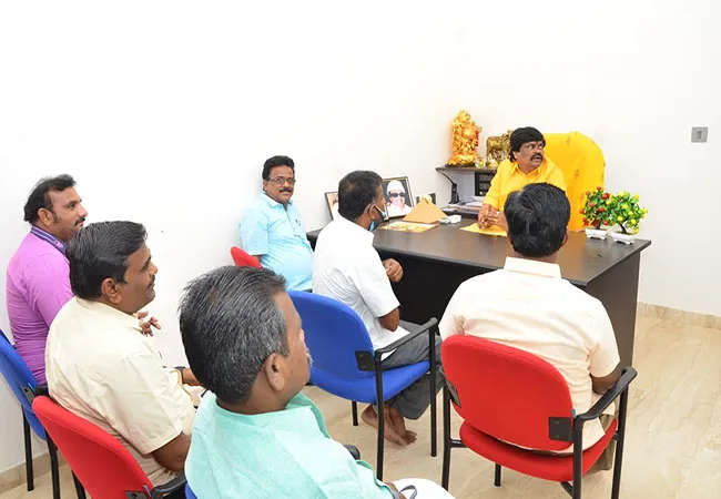 diwali festival crackers workers meet minister rajendra balaji