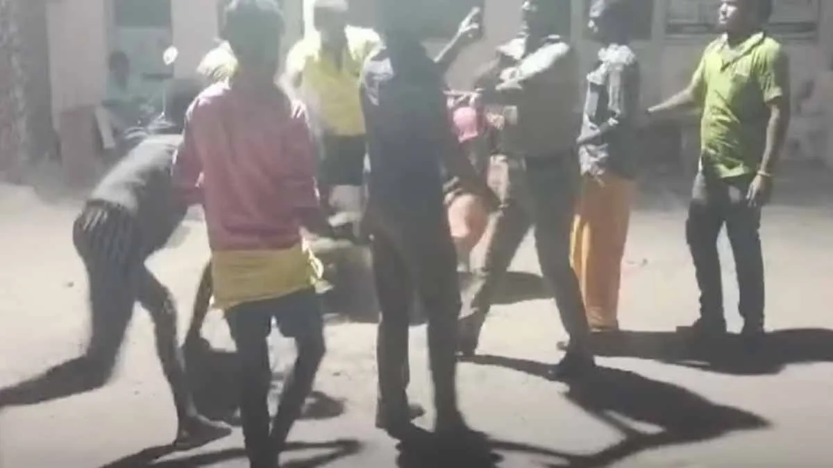 A drunken mob attacked the police