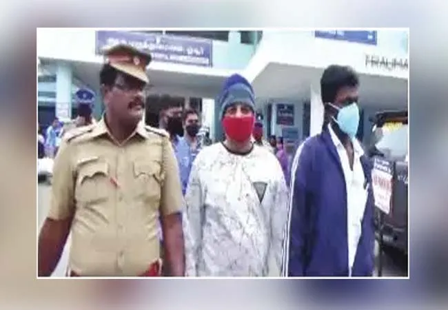 krishnagiri mobiles truck madhya pradesh police arrested person 