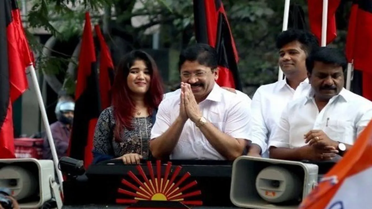  Edappadi Palaniswami suddenly withdrew the petition