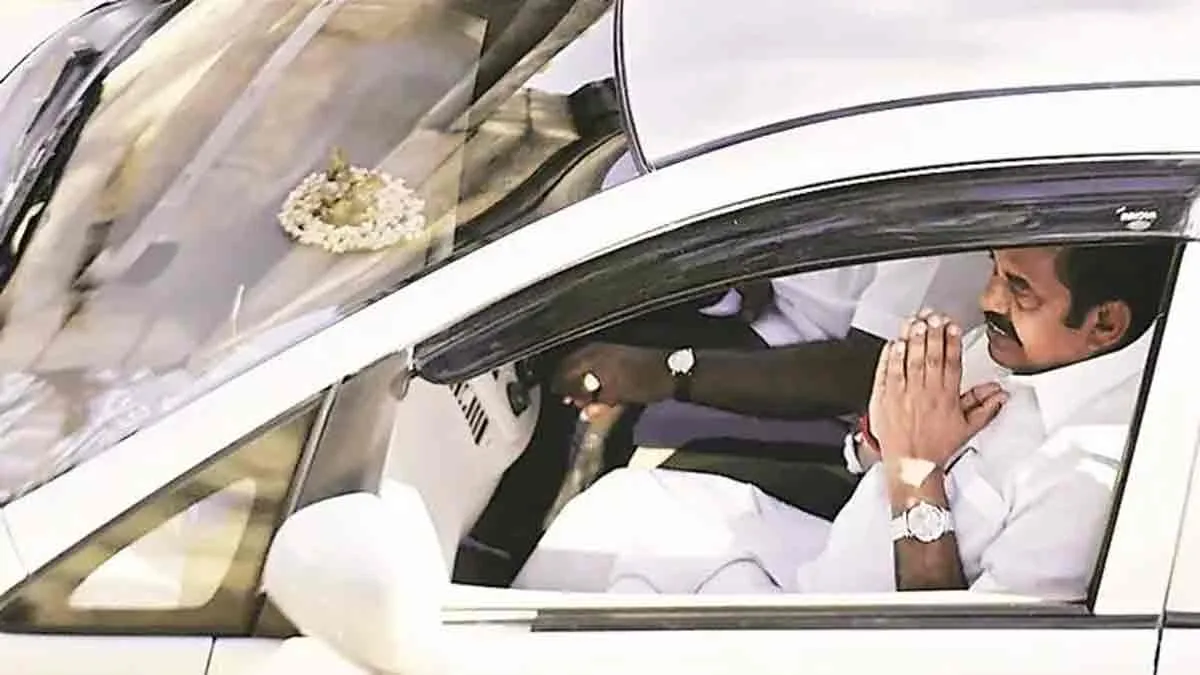 Edappadi's Delhi trip; Vanathi Srinivasan reveals important information