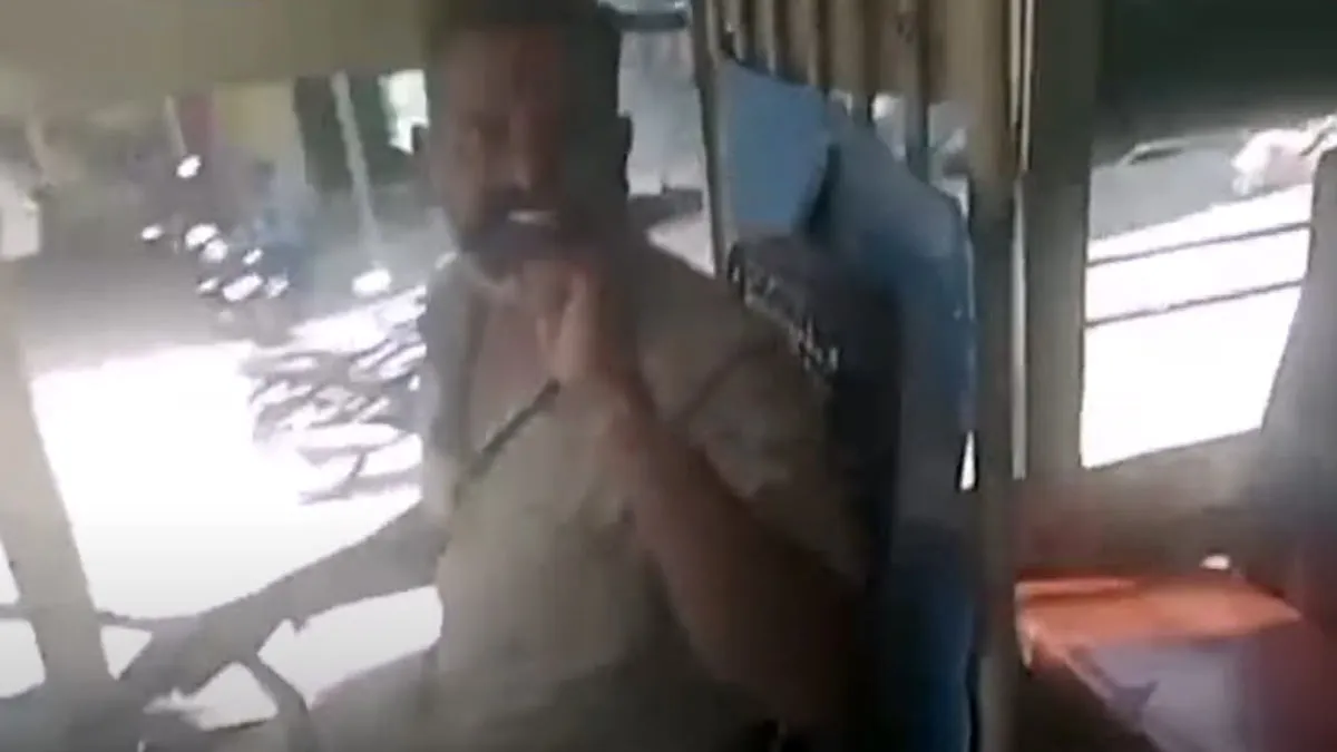 'Put the video anywhere you want, the bus won't stop' - Shocked by the driver's actions