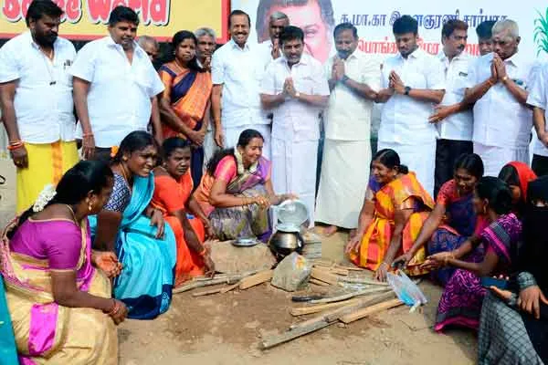  Ammk joined TMC in Pongal festival