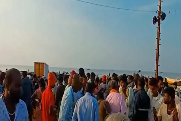 Sale of  fish on Mattu Pongal day