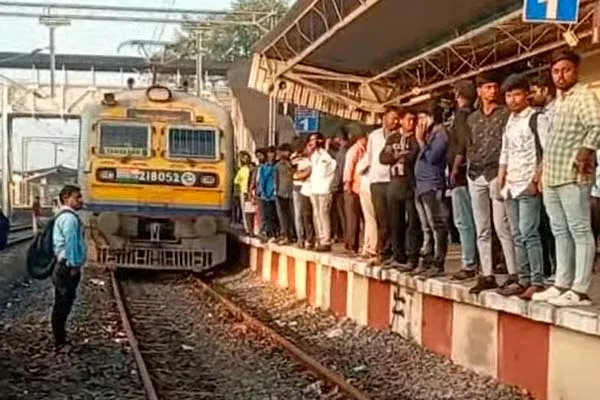  'This has become a routine'-passengers who suddenly blocked the train