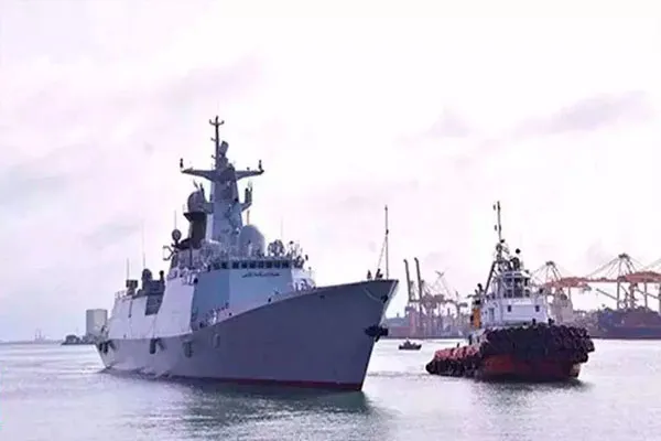 Pakistan Navy arrested Tamil Nadu fishermen