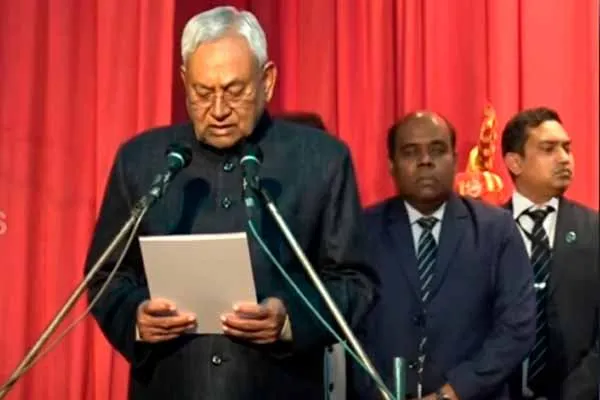 Resignation, inauguration on the same day; Bihar in political turmoil