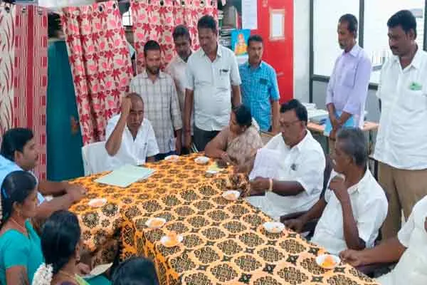 A heated argument between the district president DMK district secretary!