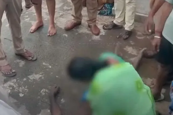 A person drowned in a temple pool; The action of the wife that caused the tragedy