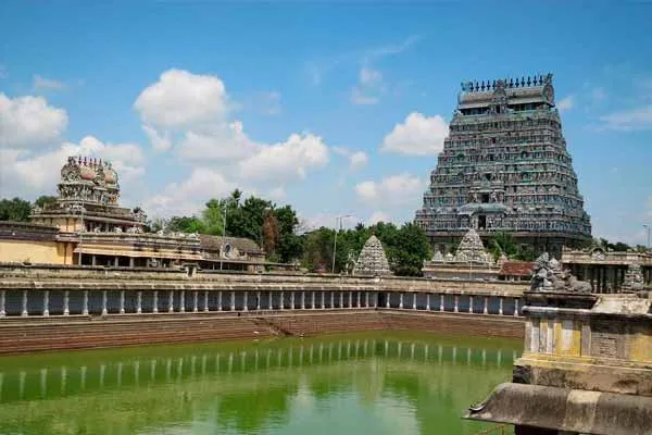 Woman molested in Chidambaram Nataraja Temple; Dikshitra disappeared