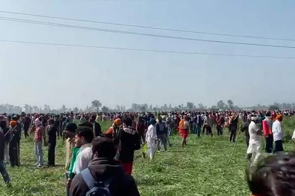 Tear gas in the capital; Protest by climbing the cell phone tower in Ariyalur