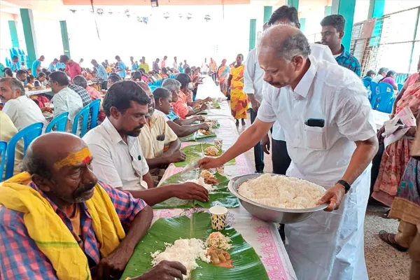 Robot Shankar in Dindigul!  temple festival