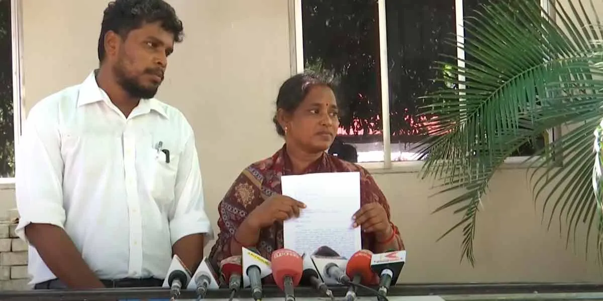  'Evidence has been found'- Smt.'s mother complains about savukku sankar