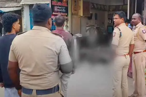 incident in broad daylight; There is excitement in Paramakudi