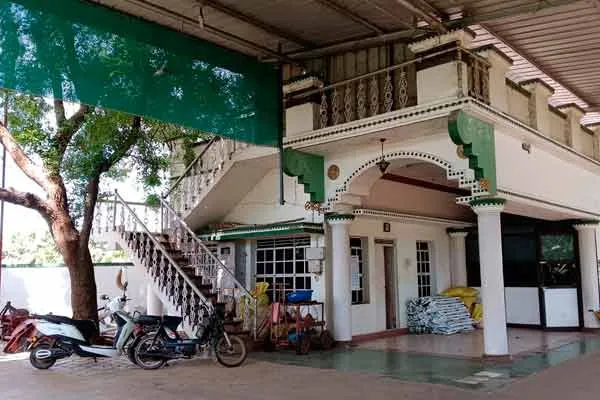  Rs 50,000 stolen after breaking the lock of former minister's house; Police investigation