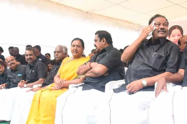 'DMK has no attempt to think about the next generation' - Premalatha Vijayakanth's speech