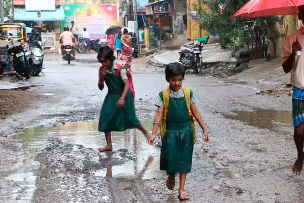  Heavy rain echoes; Notification regarding school holidays