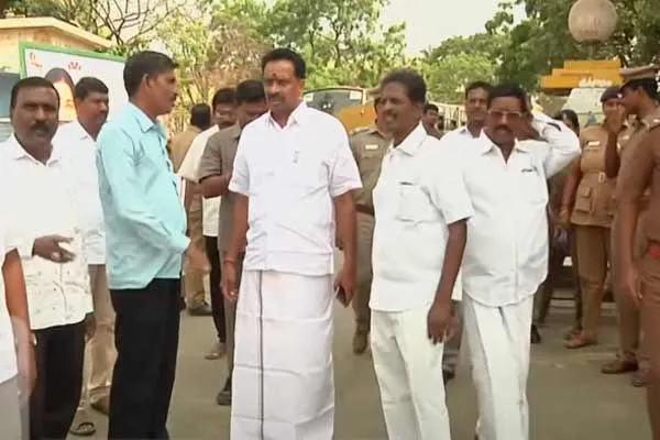 'Father's health is not good'-MR Vijayabaskar seeks anticipatory bail again