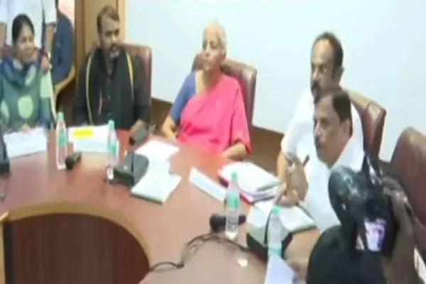  Study of Nirmala Sitharaman in Tuticorin; Kanimozhi and Thangam Tennarasu participated