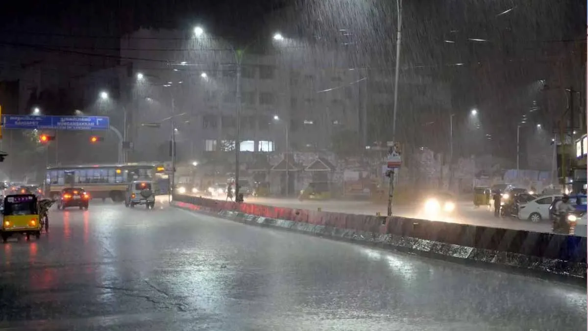  overflowing lakes; Commencement of train service
