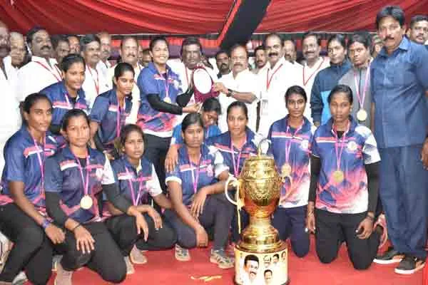 kabaddi match conducted for udhayanidhi stalin birthday in cuddalore 