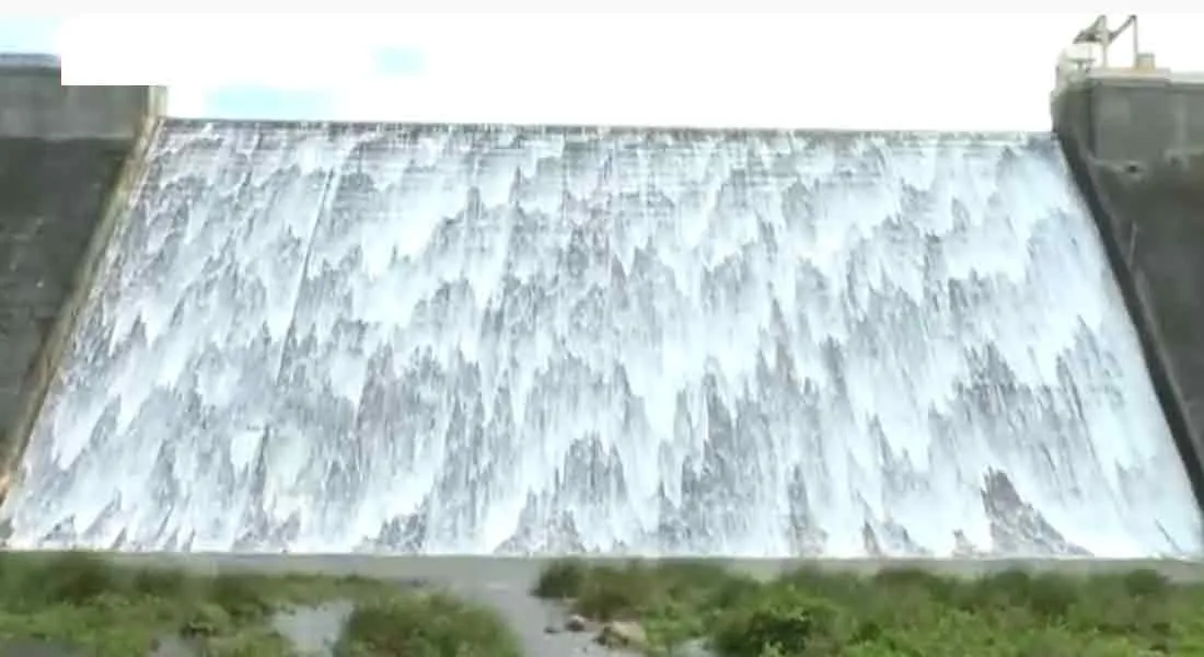 nellai dam damage.. water wasted 