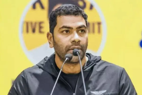  Aadhav Arjuna says Let soon build a campaign to attain power 