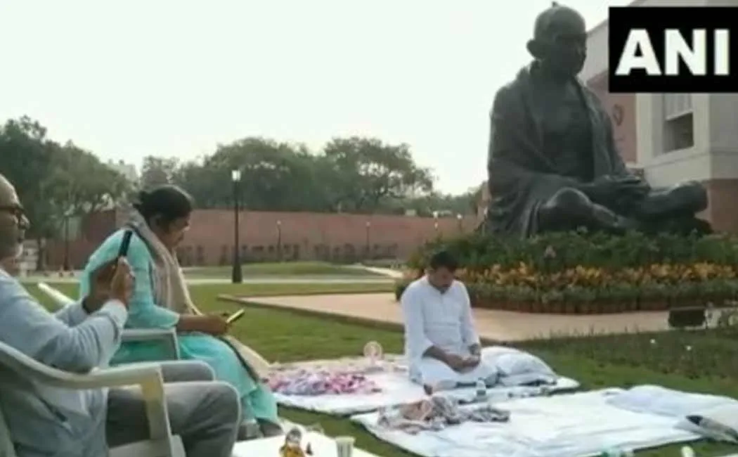 inciedent by opposition MPs in the Parliament premises