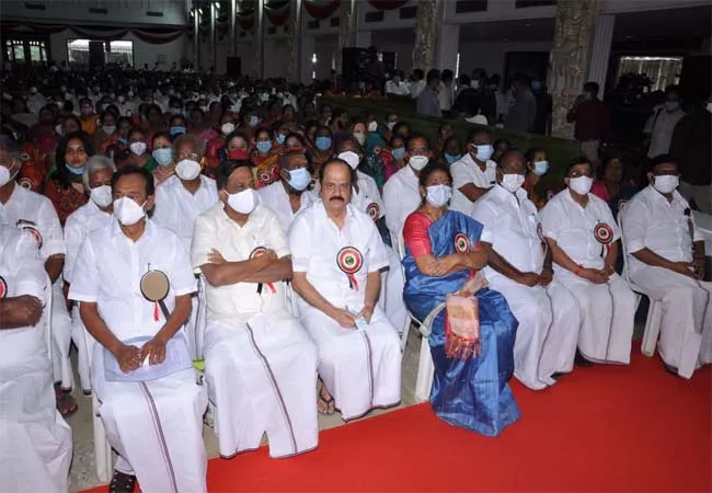 admk meeting chennai eps and ops tn assembly election 
