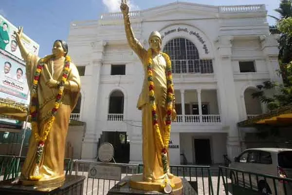 There is missing silver vel..AIADMK office..CBCID investigation