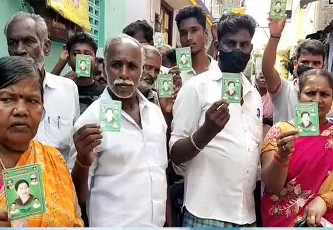 The seat was not given ... AIADMK who resigned with the cage. Administrators!