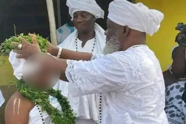 A 63-year-old priest who married a 12-year-old girl with religious rituals in africa